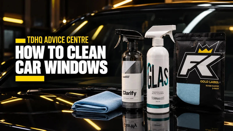 How to clean car windows: CarPro Clarify, Stjärnagloss Glas and a FibreKing Gold Label glass cloths pack with a folded blue cloth on a black car bonnet