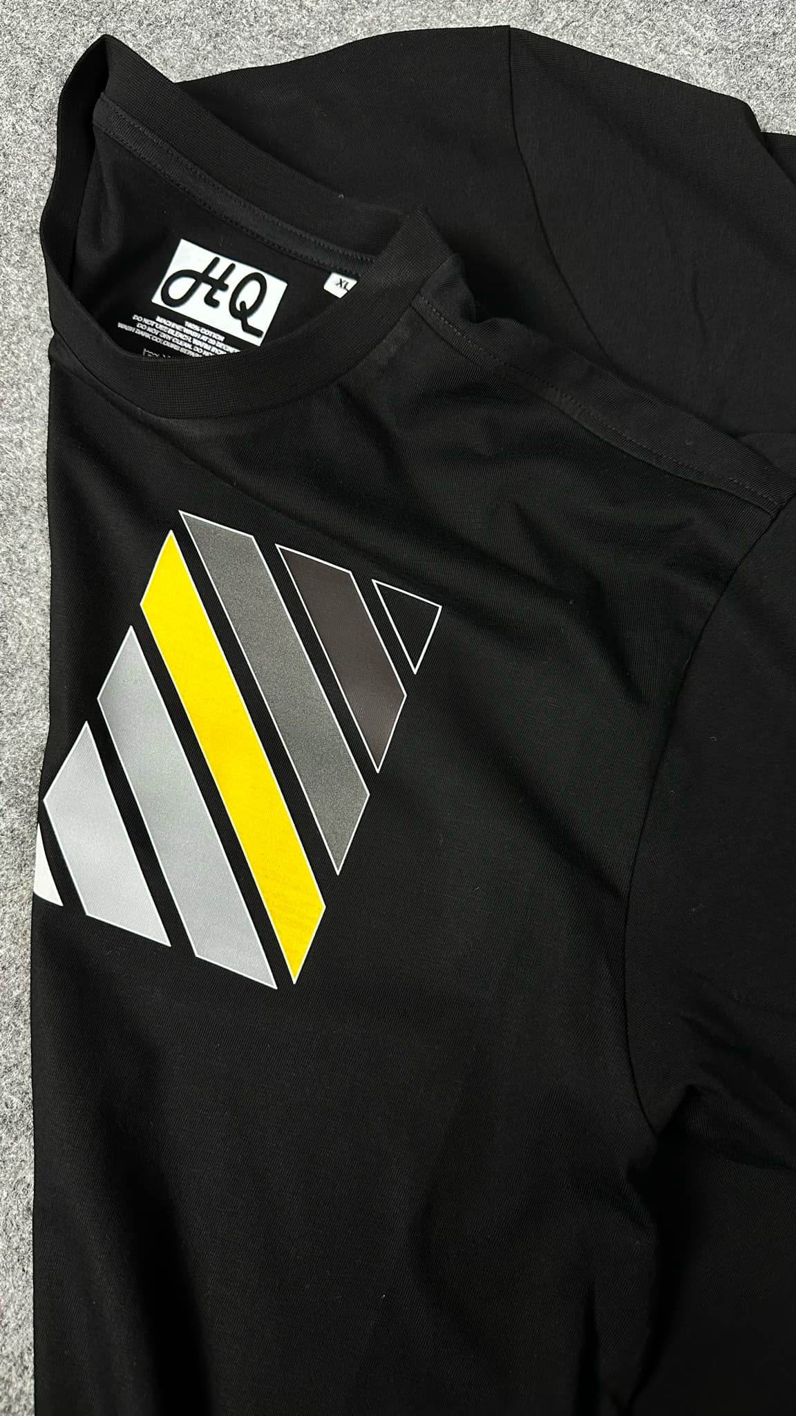TDHQ Colourway Represent Tee - The Drivers HQ