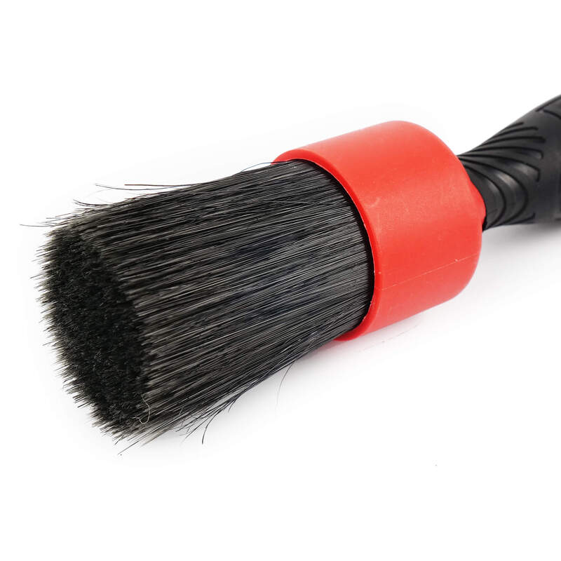 Maxshine Mixed Bristle Detailing Stubby Brush - Red