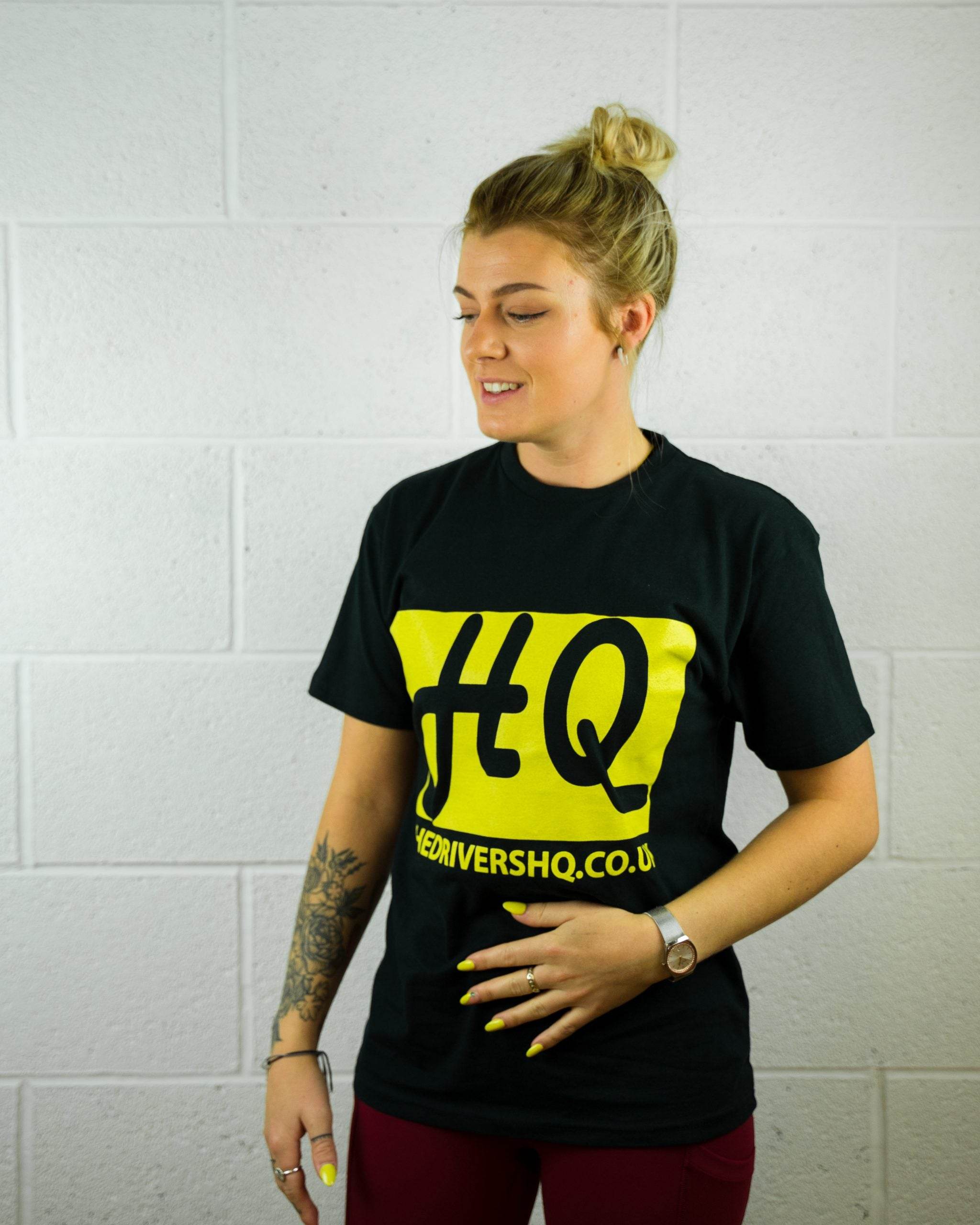 THE DRIVERS HQ BIG LOGO T-SHIRT - The Drivers HQ