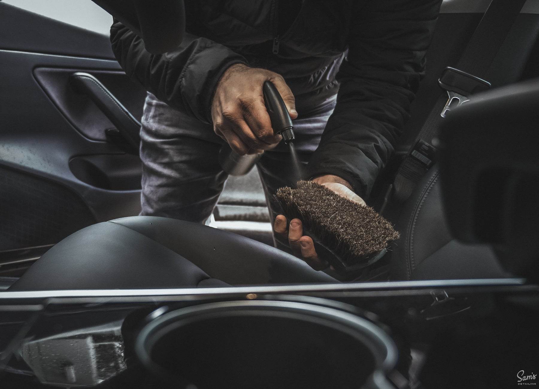 SAMS DETAILING LEATHER BRUSH - The Drivers HQ