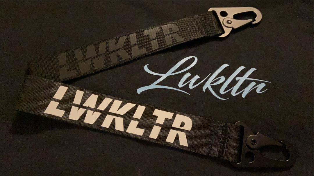 LOW KULTURE BLACK & WHITE SHORT LANYARD KEY CLIP