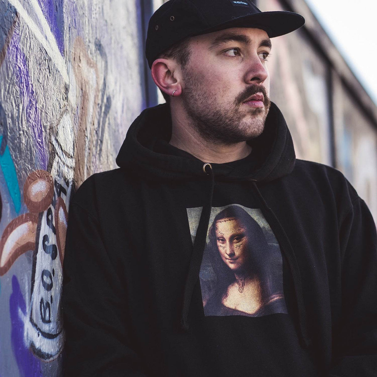 THE HYPED SOURCE MALONA LISA HOODIE (BLACK) - The Drivers HQ