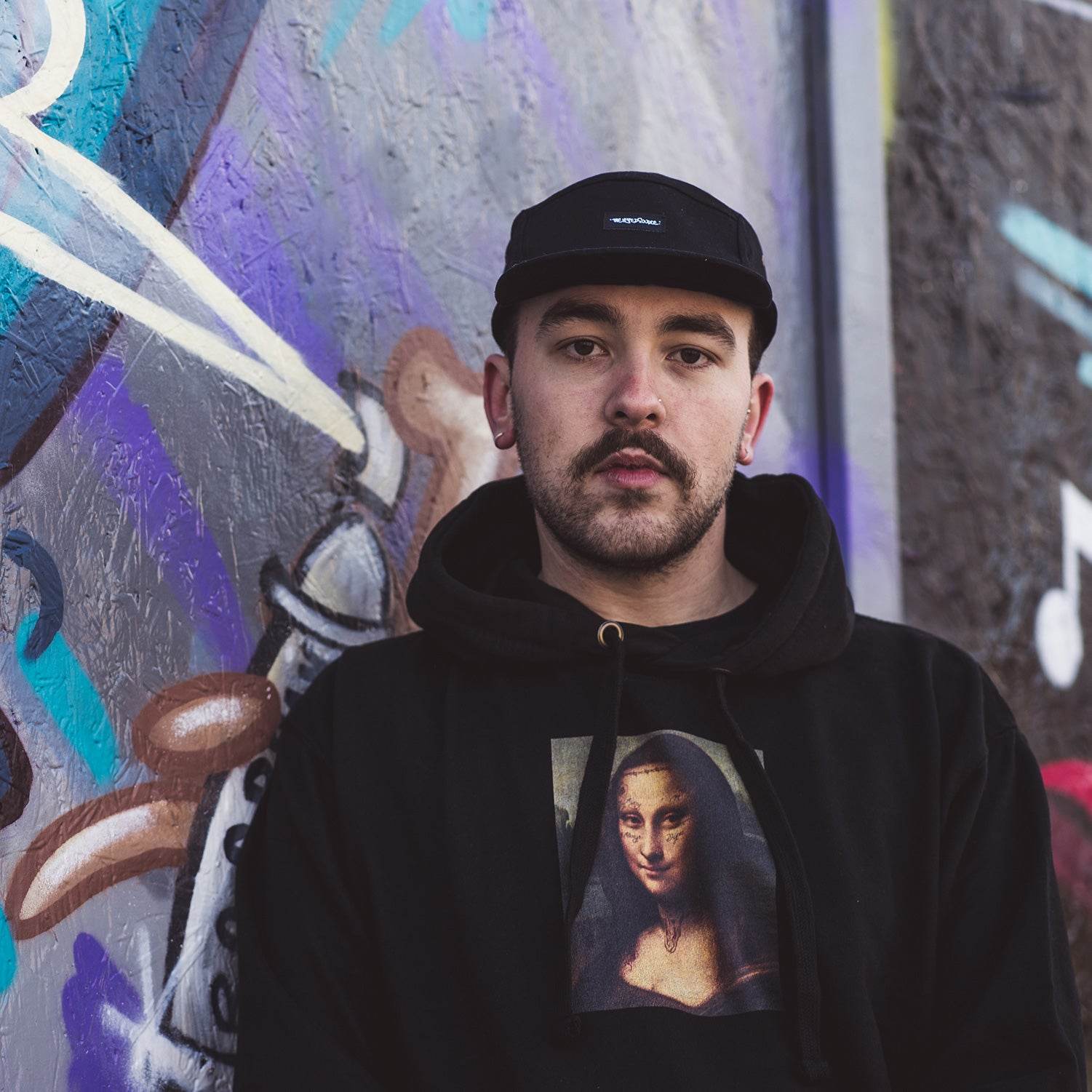 THE HYPED SOURCE MALONA LISA HOODIE (BLACK) - The Drivers HQ